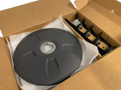 FlowBelow Aero Dual Tires Wheel Cover Kit Black Semi Trucks 22.5" A22-74255-040 Kenworth T680, Freightliner Cascadia, Peterbilt 579