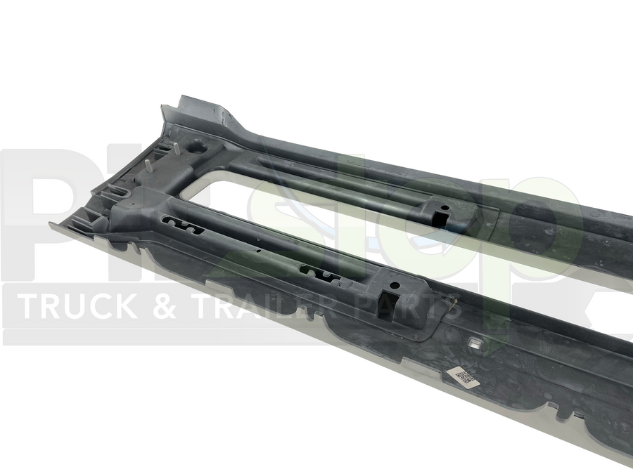 2016-2017 Volvo VNL Bumper Set – Left, Right & Center – Without Fog Cut-Outs (Aftermarket)